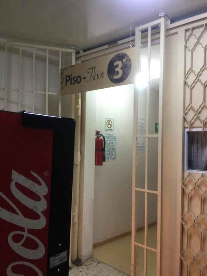 Hostal Ciudad De Mexico Bilik gambar